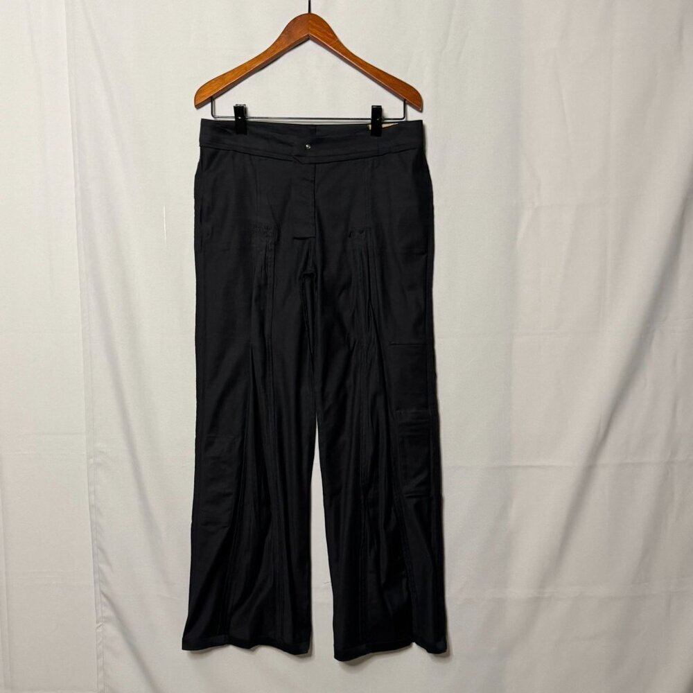 Y2K Clash Black Mid Rise Cargo Silver Zipper Hardware Flare Leg Pants Size 10 - Picture 14 of 17